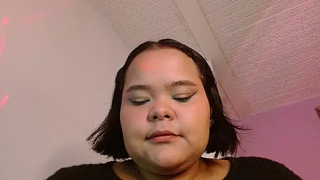 sexychubby    online show from January 11, 2026, 6:59 pm