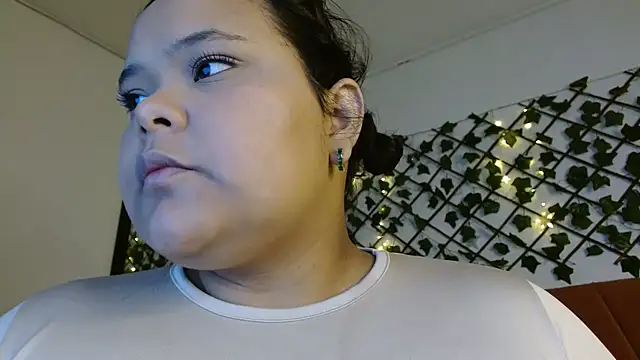 Snapshot of sexychubby___ chatting on March 11, 2025, 2:42 am sexychubby    online show from March 11, 2025, 2:42 am