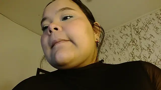 Snapshot of sexychubby___ chatting on October 13, 2025, 10:54 pm sexychubby    online show from October 13, 2025, 10:54 pm