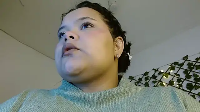 Snapshot of sexychubby___ chatting on March 6, 2025, 2:41 am sexychubby    online show from March 6, 2025, 2:41 am