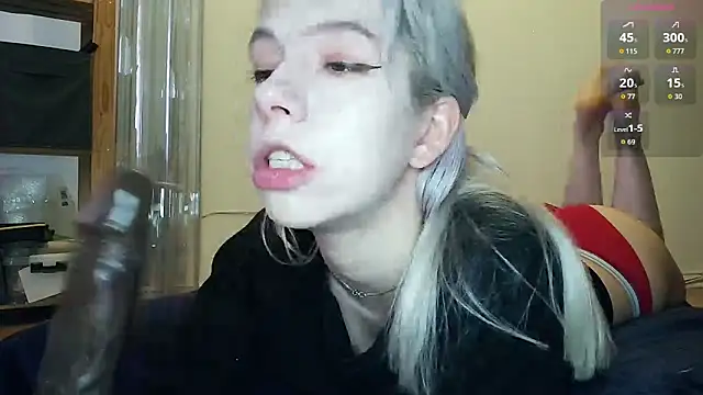 Snapshot of cruellagoth666 chatting on May 14, 2026, 2:03 pm cruellagoth666 online show from May 14, 2026, 2:03 pm