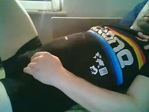 xsexy on91 online show from November 16, 2025, 9:41 pm