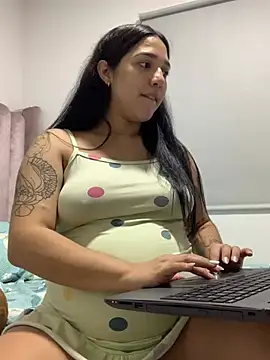 Amandanauty online show from February 9, 2025, 5:11 pm