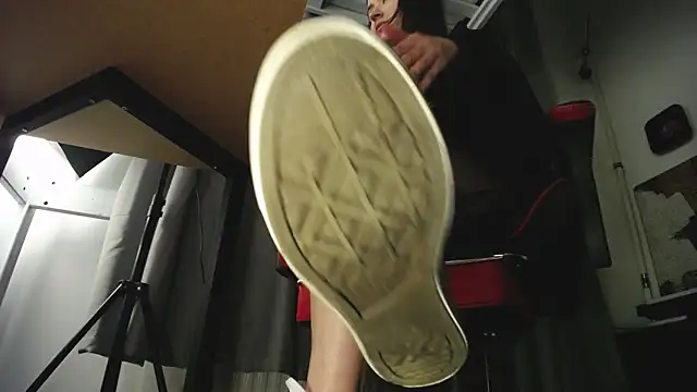 RichMasya- online show from October 31, 2025, 9:43 pm