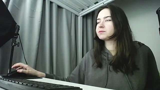 RichMasya- online show from February 10, 2025, 10:30 pm