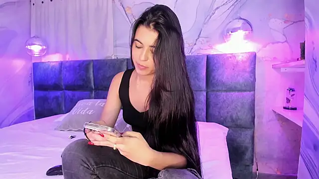 Snapshot of IvySanders1 chatting on February 28, 2025, 3:26 am IvySanders1 online show from February 28, 2025, 3:26 am