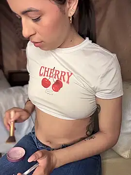 Snapshot of IvySanders1 chatting on November 24, 2025, 2:06 pm IvySanders1 online show from November 24, 2025, 2:06 pm