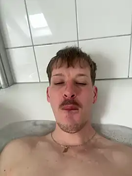 creampieboytim online show from April 3, 2026, 10:22 am