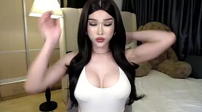 KeenMazikeen69 online show from February 1, 2025, 5:28 am