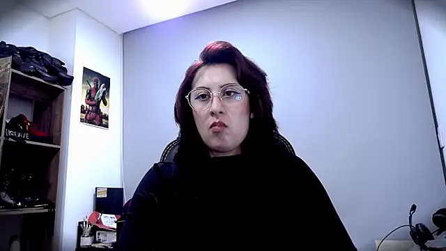 Snapshot of Scarlett_Sen chatting on May 14, 2026, 3:09 pm Scarlett Sen online show from May 14, 2026, 3:09 pm
