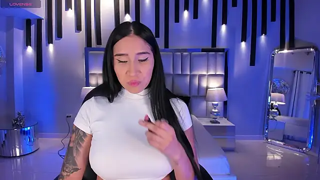 NickyLawson online show from February 3, 2026, 4:10 am