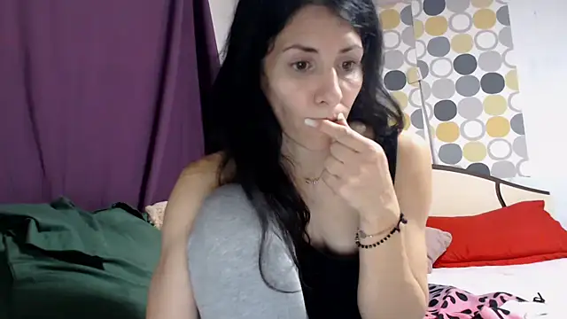 sexyevalove online show from November 23, 2025, 5:12 pm