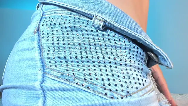 Katharina Lopez online show from October 20, 2025, 11:38 pm