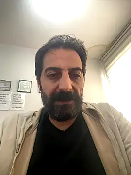 Snapshot of MAHKE12 chatting on September 23, 2025, 9:27 am MAHKE12 online show from September 23, 2025, 9:27 am