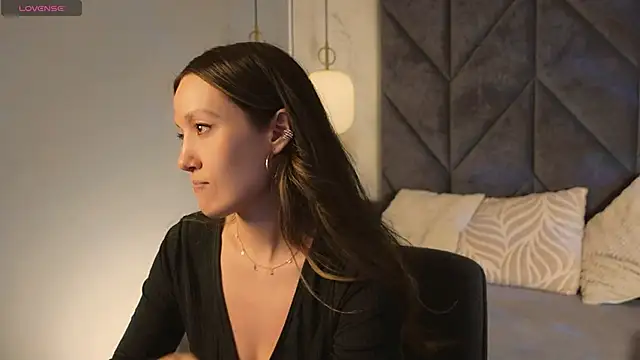 Snapshot of AgnesGoddess chatting on May 2, 2026, 11:10 pm AgnesGoddess online show from May 2, 2026, 11:10 pm
