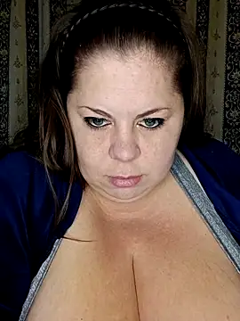 Ginabig online show from November 16, 2025, 3:11 am