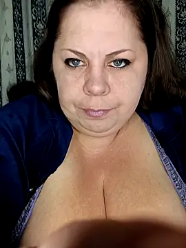 Snapshot of Ginabig chatting on October 4, 2025, 7:54 am Ginabig online show from October 4, 2025, 7:54 am