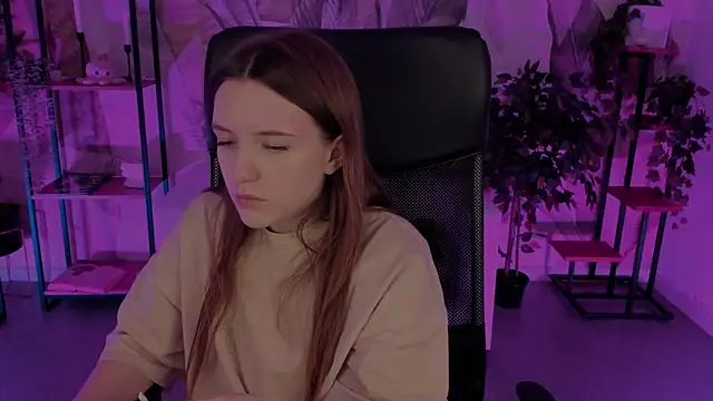 JennyDens online show from March 12, 2025, 4:30 am