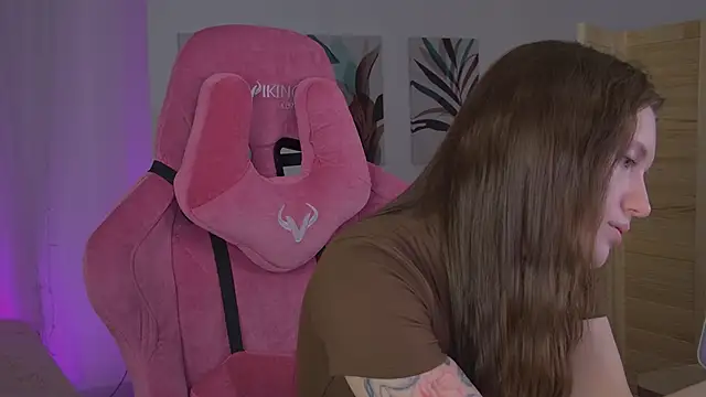 JennyDens online show from April 11, 2026, 5:27 pm