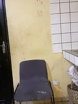 Snapshot of vannycov chatting on September 27, 2025, 10:16 pm vannycov online show from September 27, 2025, 10:16 pm