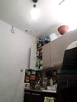 Snapshot of Fire_Night chatting on January 25, 2025, 1:41 pm Fire Night online show from January 25, 2025, 1:41 pm