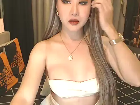 Snapshot of JustForCassie chatting on May 23, 2026, 3:16 am JustForCassie online show from May 23, 2026, 3:16 am