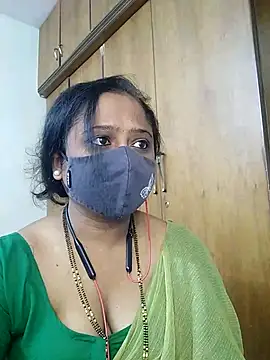 sexynayan23 online show from April 5, 2026, 12:34 pm