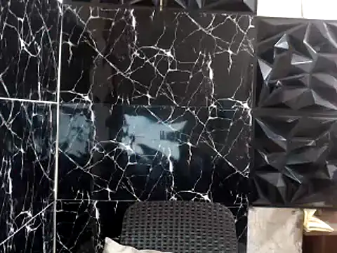 MissKeanna online show from February 6, 2025, 8:23 pm