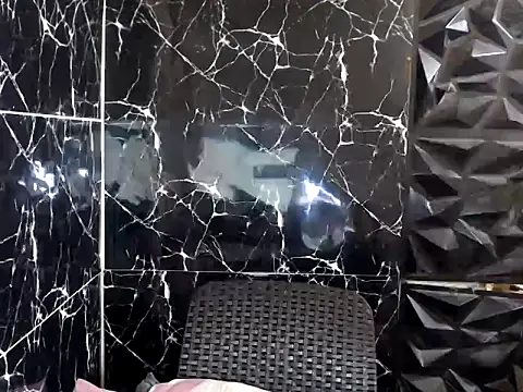 MissKeanna online show from January 22, 2025, 1:10 am