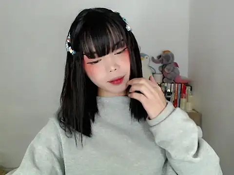 SweetCheska19 online show from May 9, 2026, 1:14 pm