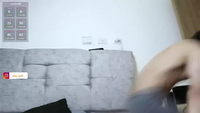  Alexxx online show from October 3, 2025, 12:47 am