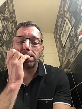 steph19x5 online show from April 19, 2026, 9:10 am