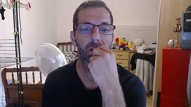 Snapshot of steph19x5 chatting on September 11, 2025, 4:18 pm steph19x5 online show from September 11, 2025, 4:18 pm