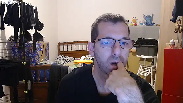 steph19x5 online show from December 18, 2025, 5:12 am