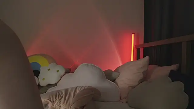 Snapshot of MiracleSandy chatting on March 4, 2025, 7:22 pm MiracleSandy online show from March 4, 2025, 7:22 pm