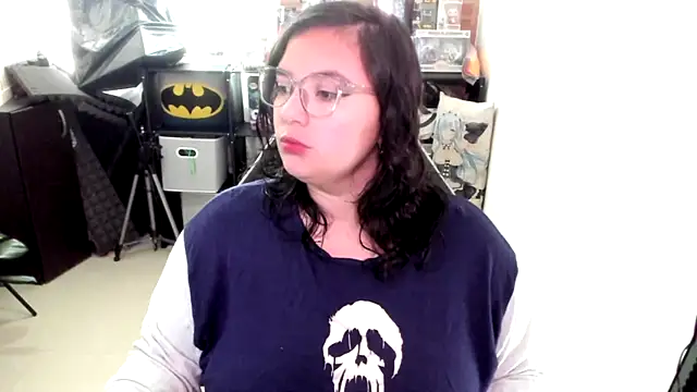 aika-dreams online show from December 18, 2025, 1:26 pm