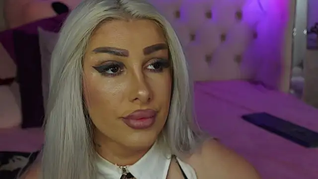 Squirt Tanya online show from June 9, 2026, 8:10 pm