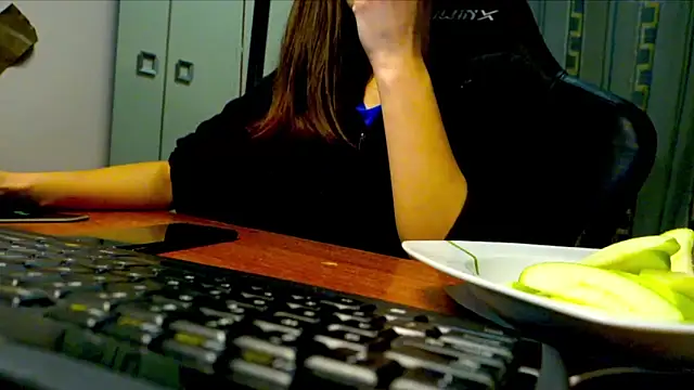 GodlyTheia online show from February 5, 2026, 3:08 pm