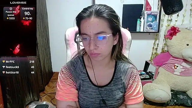 Snapshot of Maggie_Fox3 chatting on March 16, 2025, 5:36 am Maggie Fox3 online show from March 16, 2025, 5:36 am