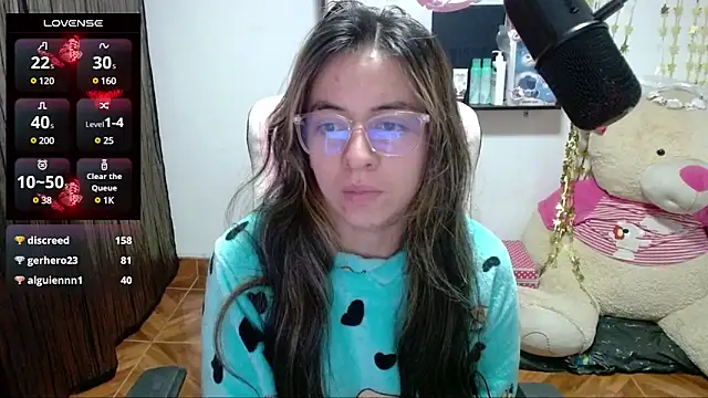 Snapshot of Maggie_Fox3 chatting on March 2, 2025, 6:59 am Maggie Fox3 online show from March 2, 2025, 6:59 am