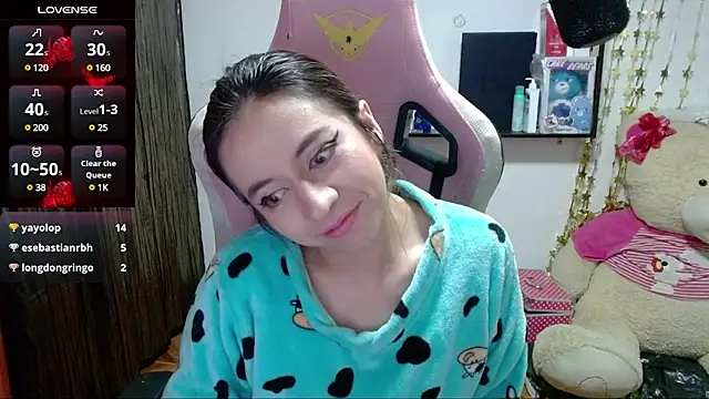 Snapshot of Maggie_Fox3 chatting on March 11, 2025, 5:02 am Maggie Fox3 online show from March 11, 2025, 5:02 am
