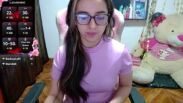 Snapshot of Maggie_Fox3 chatting on February 3, 2025, 2:47 am Maggie Fox3 online show from February 3, 2025, 2:47 am