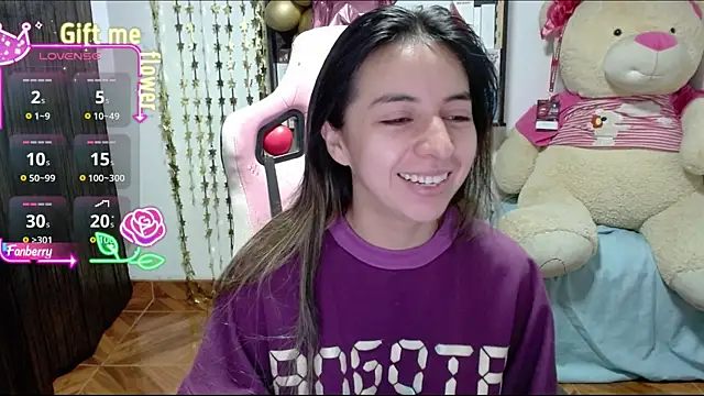 Snapshot of Maggie_Fox3 chatting on September 16, 2025, 3:29 am Maggie Fox3 online show from September 16, 2025, 3:29 am