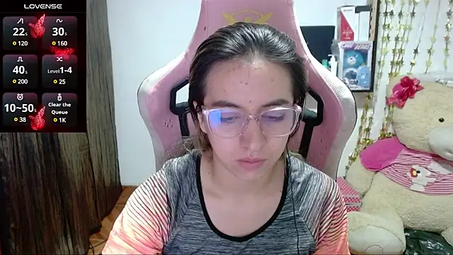 Snapshot of Maggie_Fox3 chatting on March 15, 2025, 11:28 pm Maggie Fox3 online show from March 15, 2025, 11:28 pm
