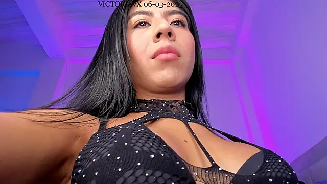 VictoriaVX online show from March 6, 2025, 1:03 pm