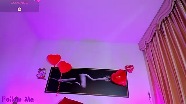 Snapshot of perla_hott1 chatting on February 26, 2026, 3:01 pm perla hott1 online show from February 26, 2026, 3:01 pm