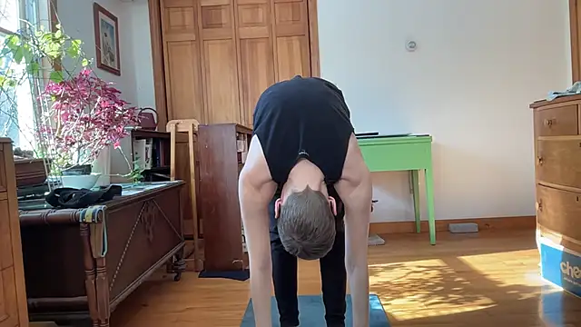 LeahWilde online show from February 18, 2025, 3:10 pm