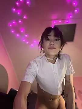 Snapshot of stormytt_ chatting on February 17, 2026, 10:12 am stormytt online show from February 17, 2026, 10:12 am