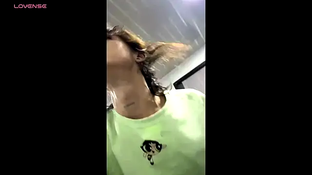 Snapshot of stormytt_ chatting on December 22, 2025, 2:55 am stormytt online show from December 22, 2025, 2:55 am