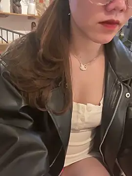 HinaLovely online show from January 20, 2025, 12:39 pm